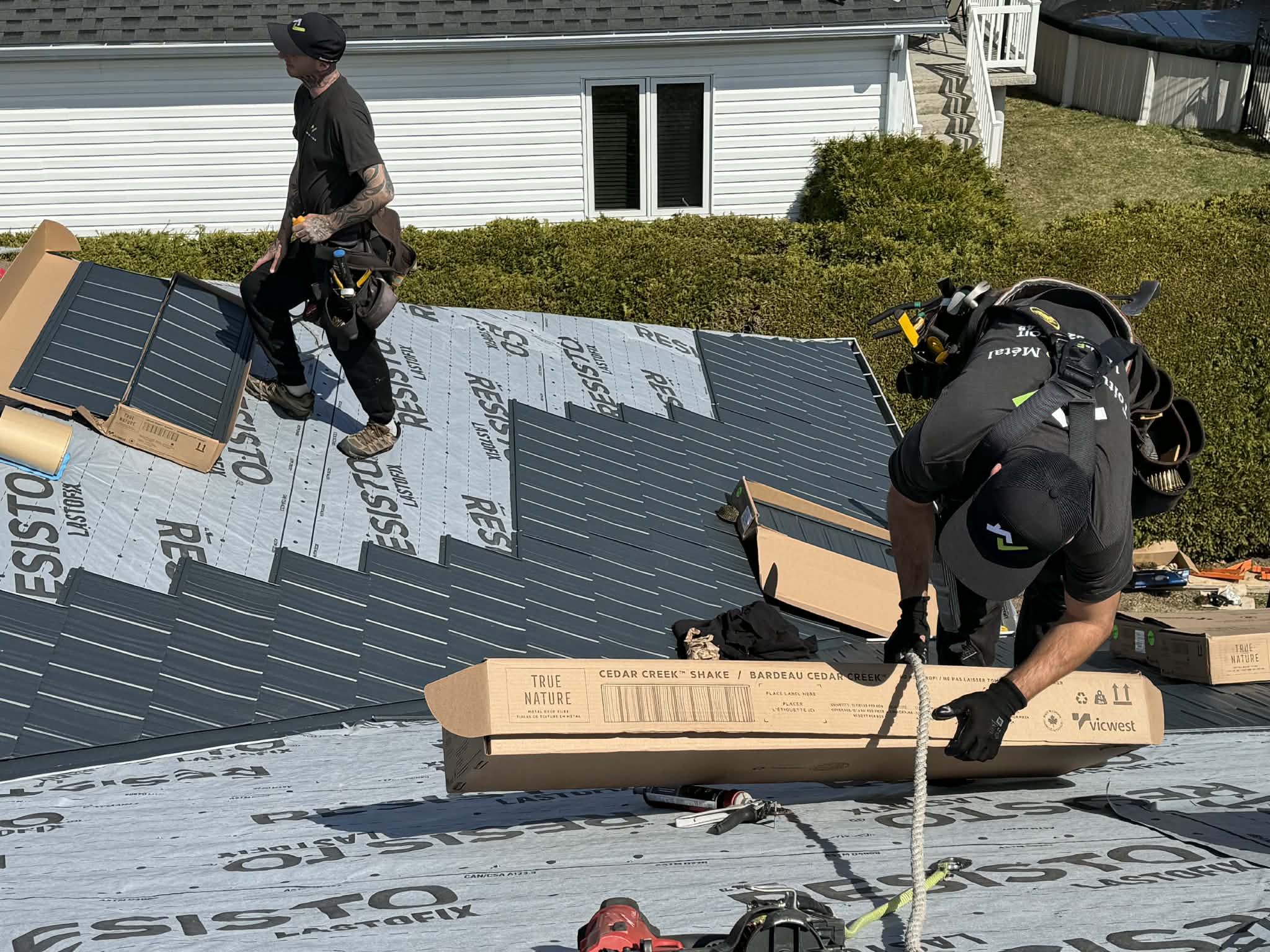 Field Ontario residential metal roofing inspiration